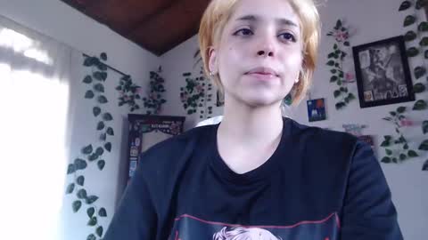 Snapshot of mary_janness chatting on February 10, 7:49 pm 100 online show from February 10, 7:49 pm