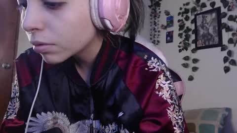 Snapshot of mary_janness chatting on December 25, 7:24 am 100 online show from December 25, 7:24 am