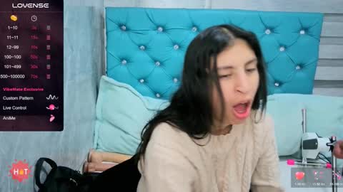  Mary Moon  online show from January 8, 11:03 am