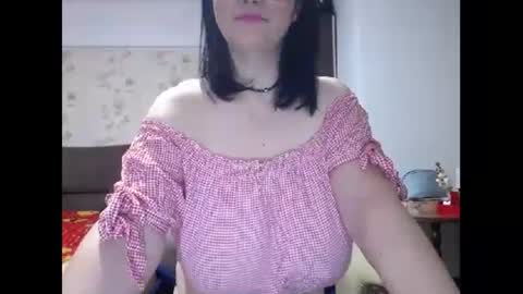Snapshot of mary_x chatting on February 15, 3:52 am Mary online show from February 15, 3:52 am