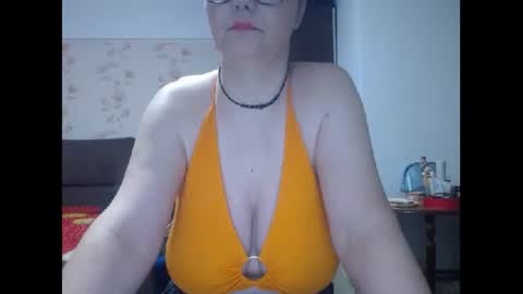 Snapshot of mary_x chatting on March 5, 3:51 am Mary online show from March 5, 3:51 am
