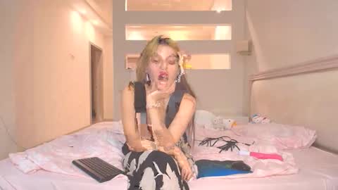 marya442004 online show from October 20, 3:04 pm