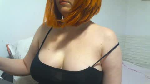 marycrazy2025 online show from May 27, 1:57 am