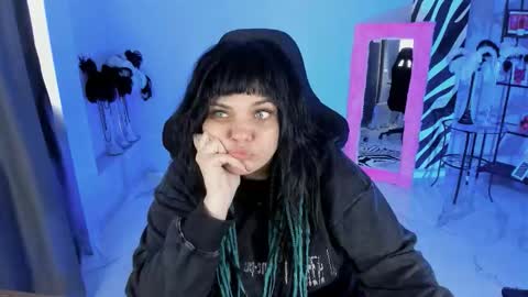 Mary online show from February 26, 11:31 am