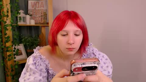 Snapshot of marylanee chatting on October 14, 2:25 am Mary online show from October 14, 2:25 am