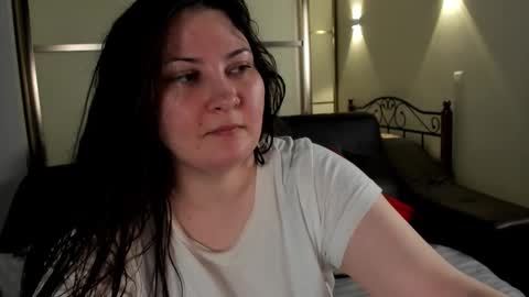 Mary online show from February 28, 9:01 pm