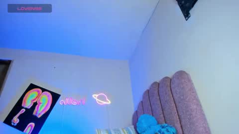 maryybellax online show from February 23, 3:07 am