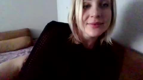 Snapshot of maryyemm chatting on January 12, 12:12 pm maryyemm online show from January 12, 12:12 pm