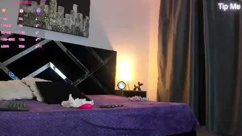 Scarlet  online show from June 11, 2:53 am