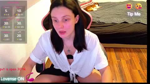 Snapshot of massageofyourlife chatting on February 15, 7:28 pm Queeny Kathy Online at 2030 MEZ Sunday Wednesday online show from February 15, 7:28 pm