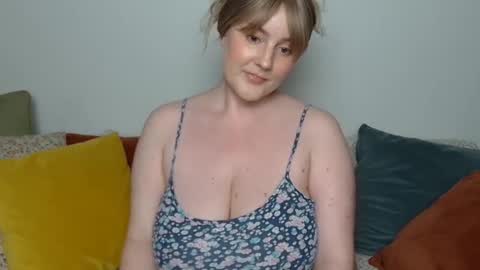 mathilde_solveig online show from October 25, 4:47 pm