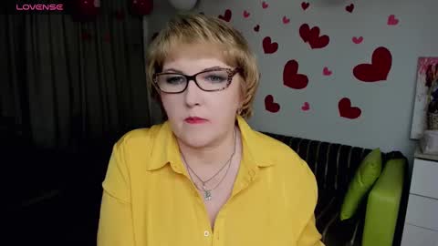 Lana online show from February 7, 3:52 pm