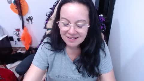 Sonia online show from November 3, 11:20 pm