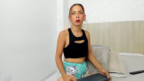 Yaira online show from July 26, 11:40 am