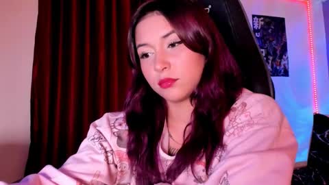 Snapshot of mavis_fuentes chatting on September 17, 3:26 am Hilary online show from September 17, 3:26 am