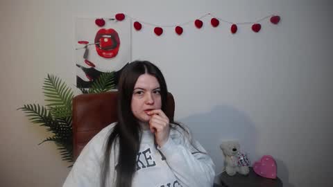 MavkaCute online show from February 11, 8:10 pm