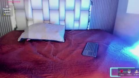 MAY online show from December 4, 3:46 pm