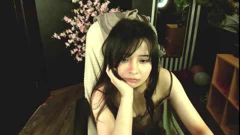 may_lings online show from March 8, 2:04 am
