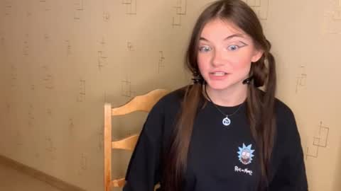 may online show from October 27, 11:06 am