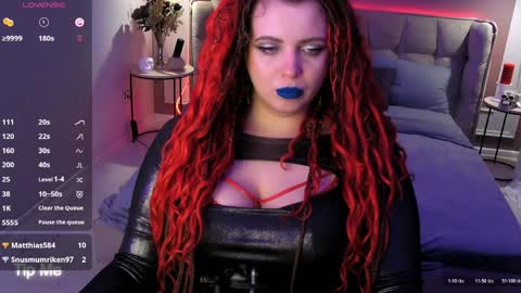 Maya Mils online show from April 5, 1:15 am