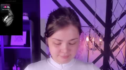 Woman online show from February 28, 2:09 pm