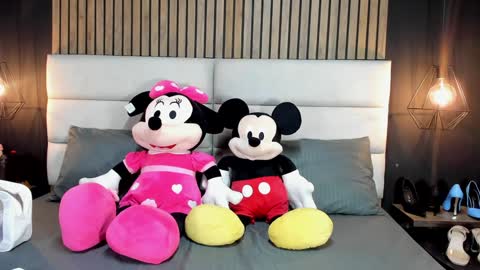 Snapshot of mayarusell01 chatting on February 3, 10:58 am Nicolle Ruselle Hello my lovely schedule for great fun from 630 am and end 800 pm Colombian time I wait for you online show from February 3, 10:58 am