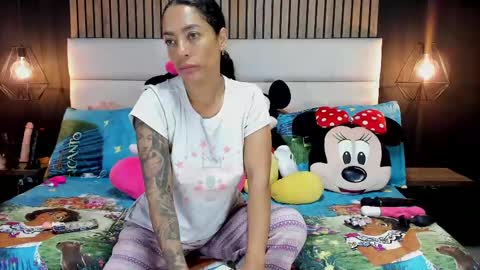 Snapshot of mayarusell01 chatting on February 14, 10:38 am Nicolle Ruselle Hello my lovely schedule for great fun from 630 am and end 800 pm Colombian time I wait for you online show from February 14, 10:38 am