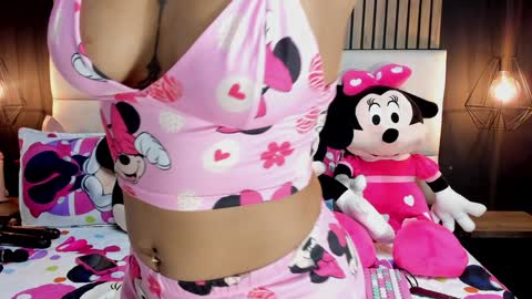 Snapshot of mayarusell01 chatting on February 9, 3:53 am Nicolle Ruselle Hello my lovely schedule for great fun from 630 am and end 800 pm Colombian time I wait for you online show from February 9, 3:53 am