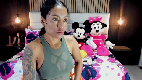 Snapshot of mayarusell01 chatting on February 8, 11:12 am Nicolle Ruselle Hello my lovely schedule for great fun from 630 am and end 800 pm Colombian time I wait for you online show from February 8, 11:12 am