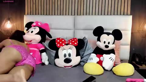 Snapshot of mayarusell01 chatting on January 17, 11:07 pm Nicolle Ruselle Hello my lovely schedule for great fun from 630 am and end 800 pm Colombian time I wait for you online show from January 17, 11:07 pm