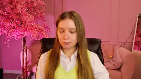 Snapshot of mayasinabon chatting on March 8, 9:13 am mayasinabon online show from March 8, 9:13 am