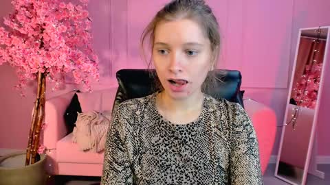 Snapshot of mayasinabon chatting on January 8, 1:09 pm mayasinabon online show from January 8, 1:09 pm