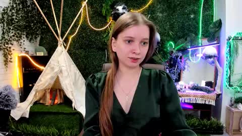 Snapshot of mayasinabon chatting on October 4, 9:04 am mayasinabon online show from October 4, 9:04 am