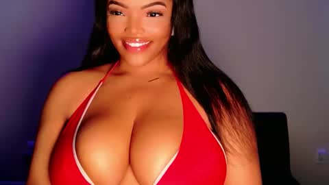 MayBabi online show from February 8, 1:15 pm