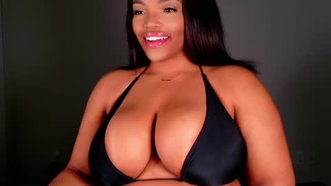 MayBabi online show from February 21, 11:55 am