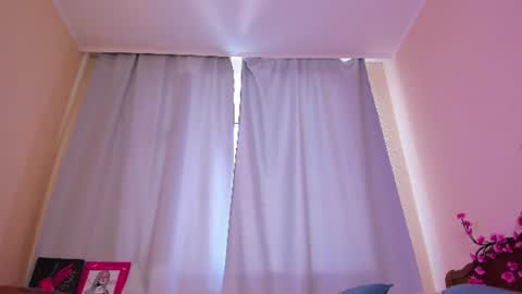 Emily  online show from June 21, 1:26 pm