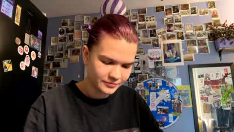 Rose online show from April 18, 4:48 am