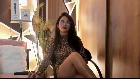 MaylinFox online show from October 9, 1:21 am