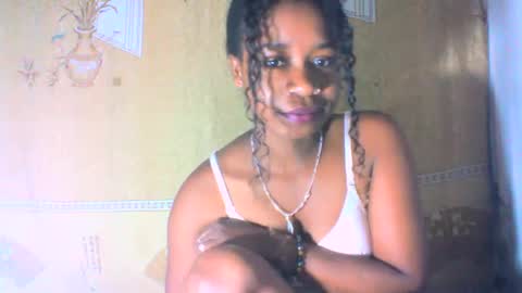 mayrah online show from March 6, 7:03 am