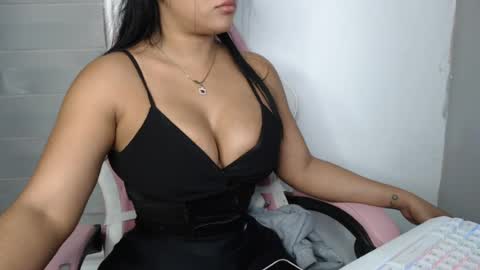mayraaaa online show from July 20, 2:52 pm