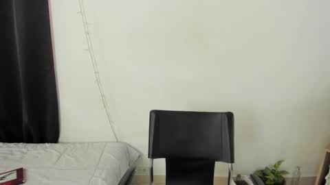 mazikeen_18 online show from September 11, 1:55 pm