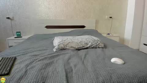 Nessa online show from November 20, 6:03 am