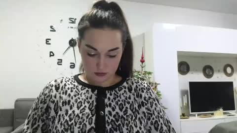 Melissa online show from December 29, 1:28 pm