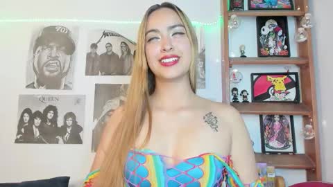 Emily online show from October 28, 9:19 pm