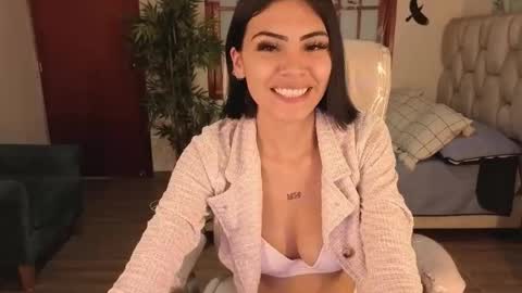 Megan online show from October 24, 2:13 pm