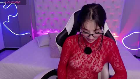 Megan  online show from March 25, 5:00 am