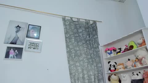 M E G A N online show from February 7, 5:50 pm