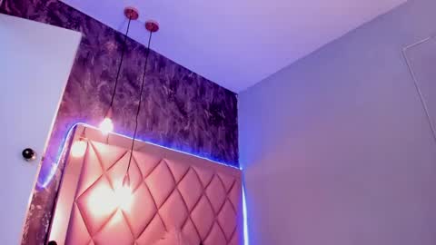 M E G A N online show from January 12, 6:48 pm