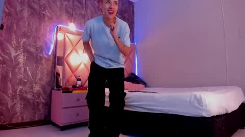 M E G A N online show from January 23, 7:07 pm