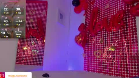 Snapshot of megan_browns1 chatting on February 11, 12:47 pm Megan online show from February 11, 12:47 pm